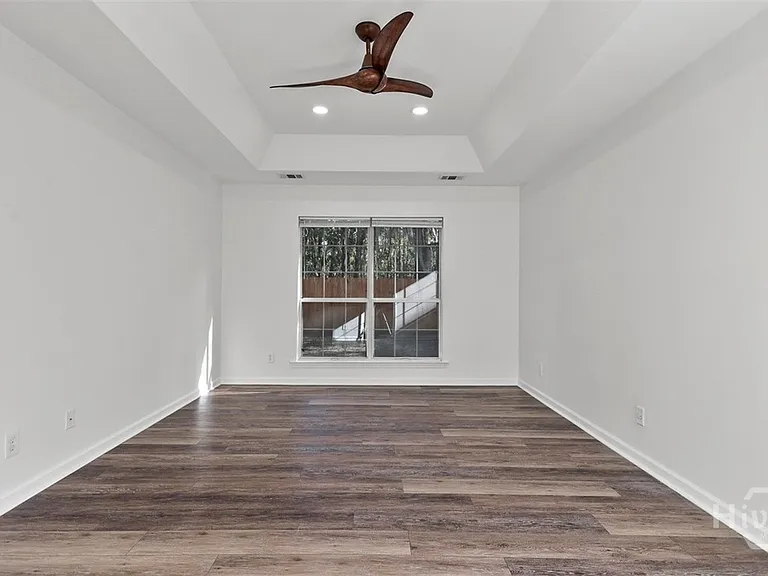 110 Saint Ives Way — Photo 15