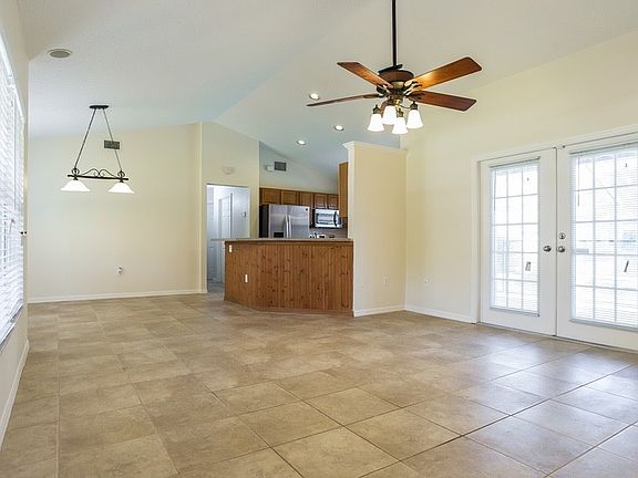 4th image of 3633 Park Green Ct
