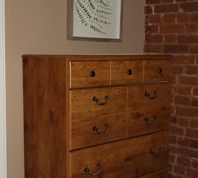 Bedroom (third view)