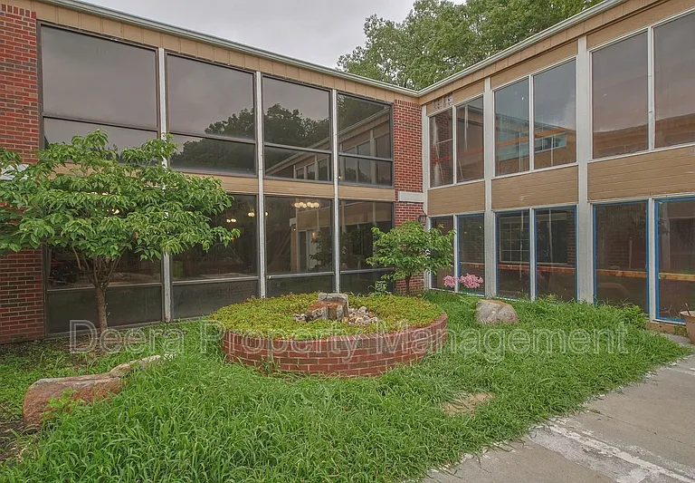 Manor Place — Photo 9