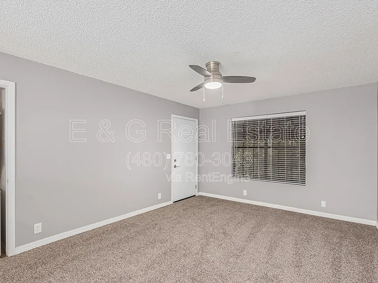 1077 W 1st St #203 — Photo 2