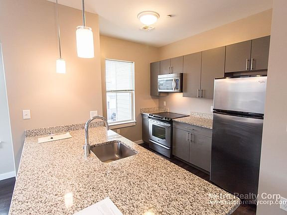 2nd image of 34 Bonair St APT 4