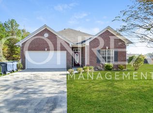 516 Park Village Ln, Alabaster, AL 35007
