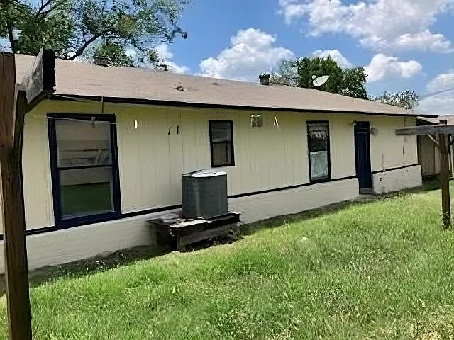 851 Aspen Ln — Photo 15