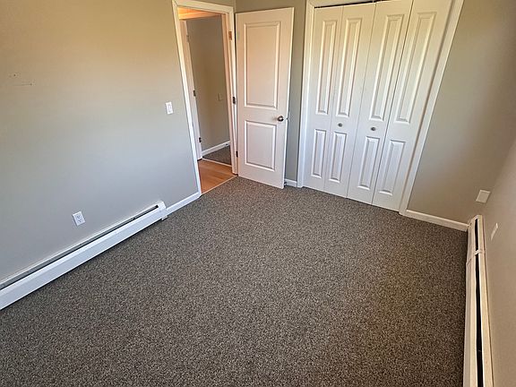 3rd image of 517 Hawley St #11