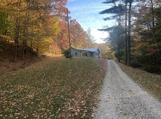 327 Leslie Lyons Ln, Campbellsville, KY 42718