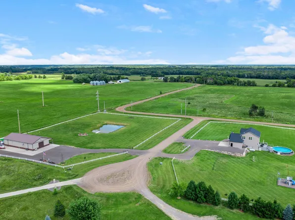 2544 280th Ct NE, Isanti, MN 55040