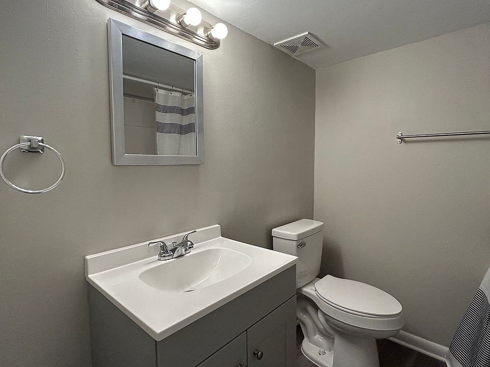 1st image of 104 North St #A