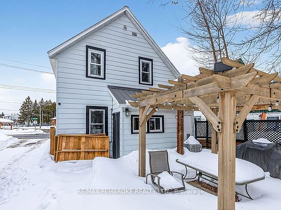 3rd image of 241 Forced Rd