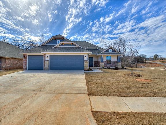 5th image of 110 Mountain Laurel Way