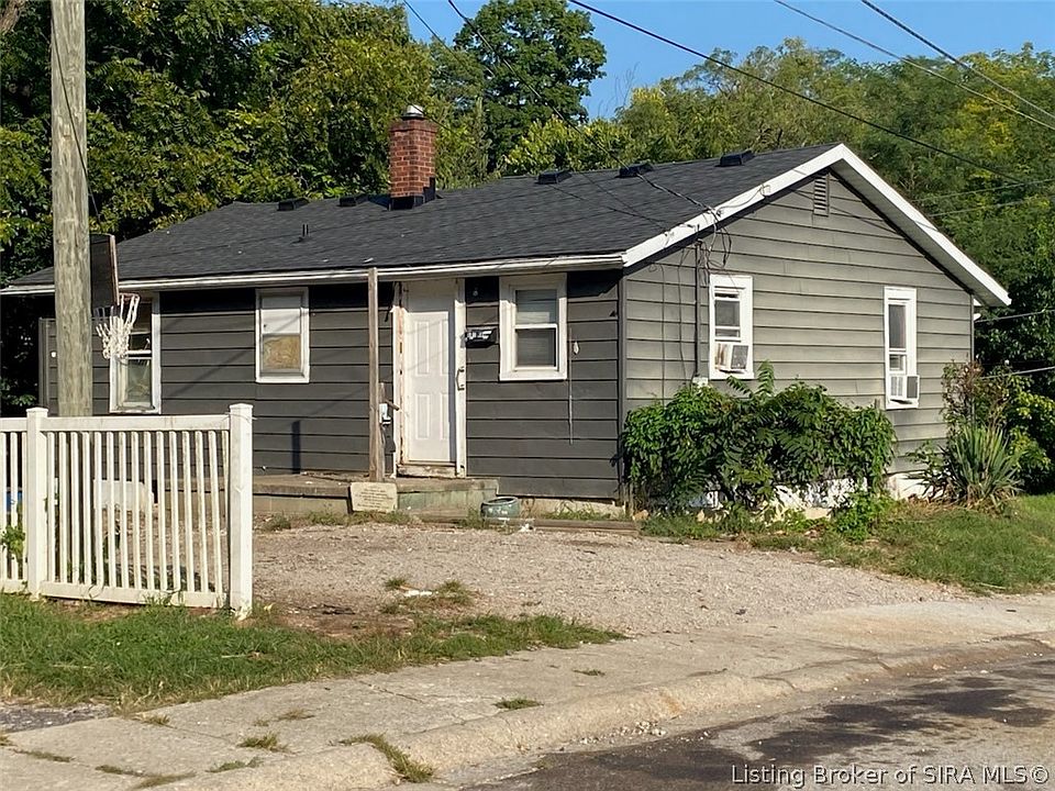 2nd image of 501 Main Street