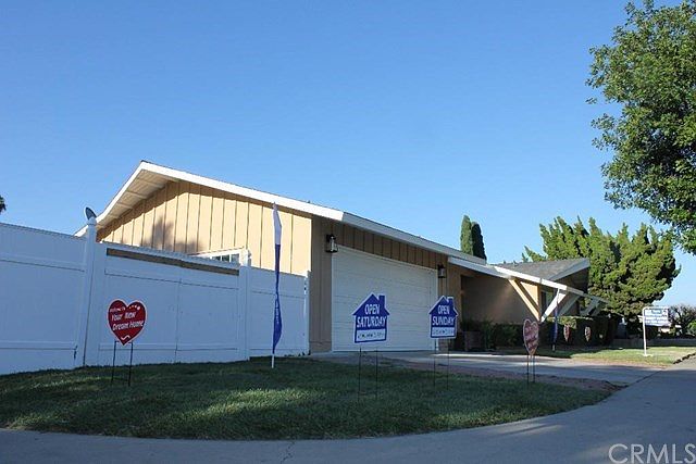 1st image of 10631 Parliament Ave