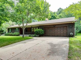 2188 Circle Dr, Newport, MN 55055