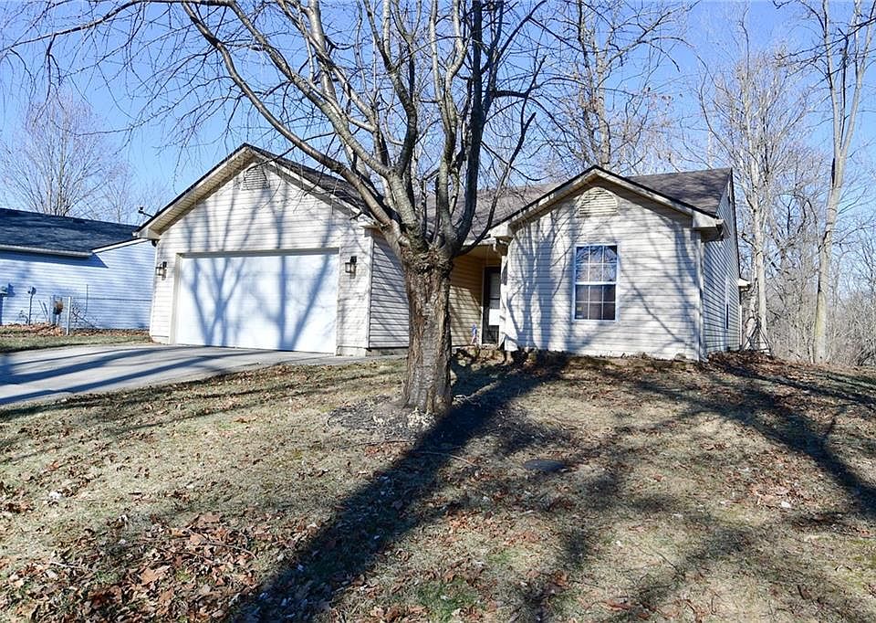 1st image of 8804 Woodpointe Cir