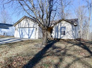 8804 Woodpointe Cir, Indianapolis, IN