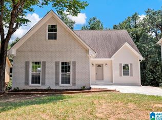 2742 Wellington Dr, Pelham, AL 35124
