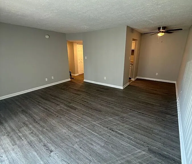 2082 Fairmont Ct #20 — Photo 7
