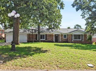 1208 Karla Dr, Hurst, TX 76053