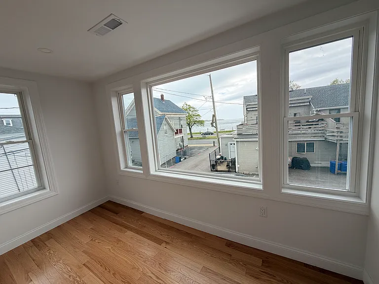 55 Mansfield St #B — Photo 14