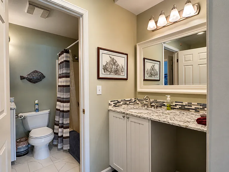 321 SE Orchard Dr #1-27 — Photo 13