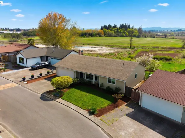 1365 SE Duke Dr, Hillsboro, OR 97123