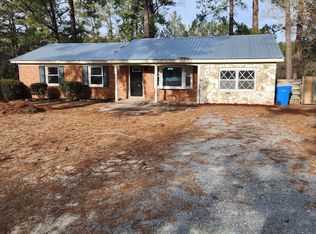 826 Oakcrest Dr, Fayetteville, NC 28301
