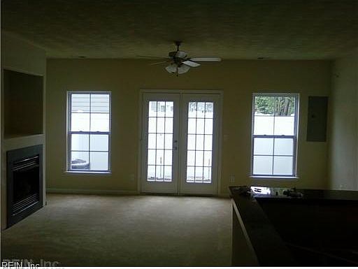 3rd image of 5021 Lansglen Ct #18