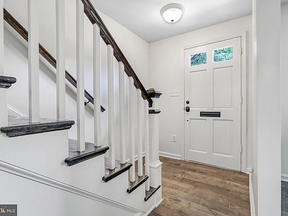 3rd image of 3341 Contessa Ct