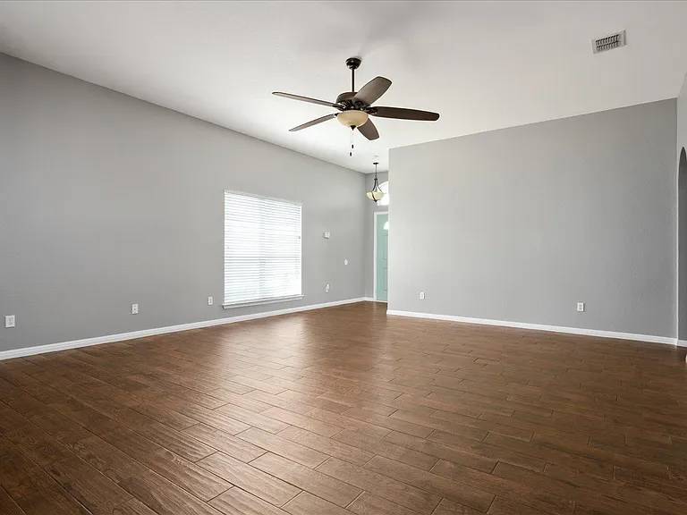 403 Thunderstorm Ave — Photo 7