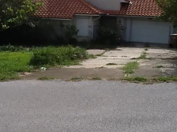 16935 Grassy Lake Rd, Clermont, FL 34715