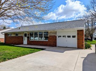 300 Degroff Ave, Archbold, OH