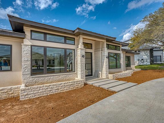 2nd image of 3504 Bay West