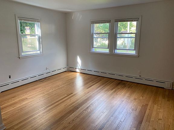 5th image of 12 Lewis St APT 4