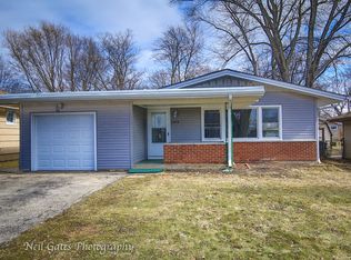 1105 Gates St, West Chicago, IL 60185