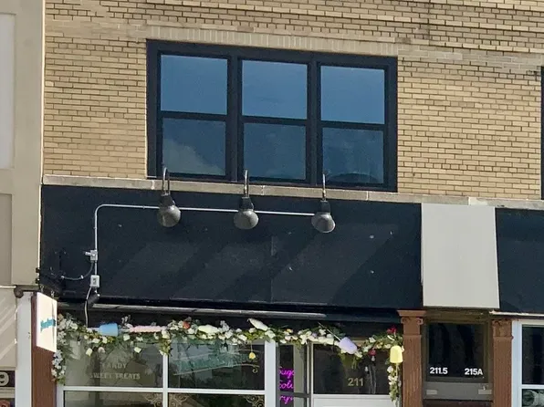211.5 W Milwaukee St, Janesville, WI 53548