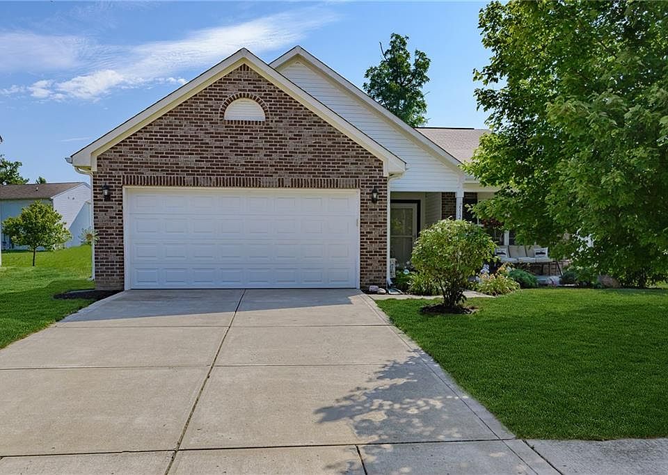 1st image of 5125 Gray Wood Ct