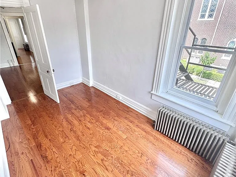 501 W Allen St #2 — Photo 12