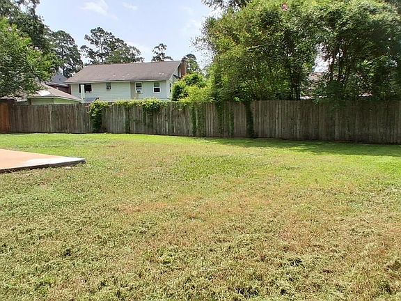 2nd image of 25106 Collingtree Dr