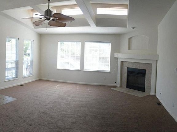 3rd image of 391 Chateau La Salle Dr #391