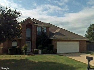 6810 High Country Trl, Arlington, TX 76016