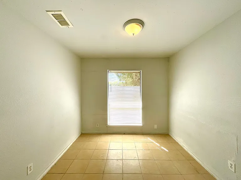 7237 Glen Bay — Photo 30