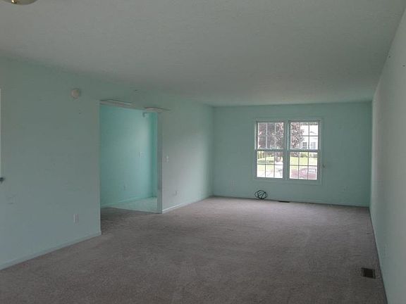 2nd image of 18167 Courtland Dr