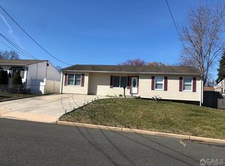 117 Princeton Rd, Parlin, NJ 08859
