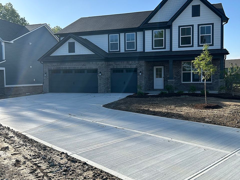 1st image of 635 McCaffrey Cir