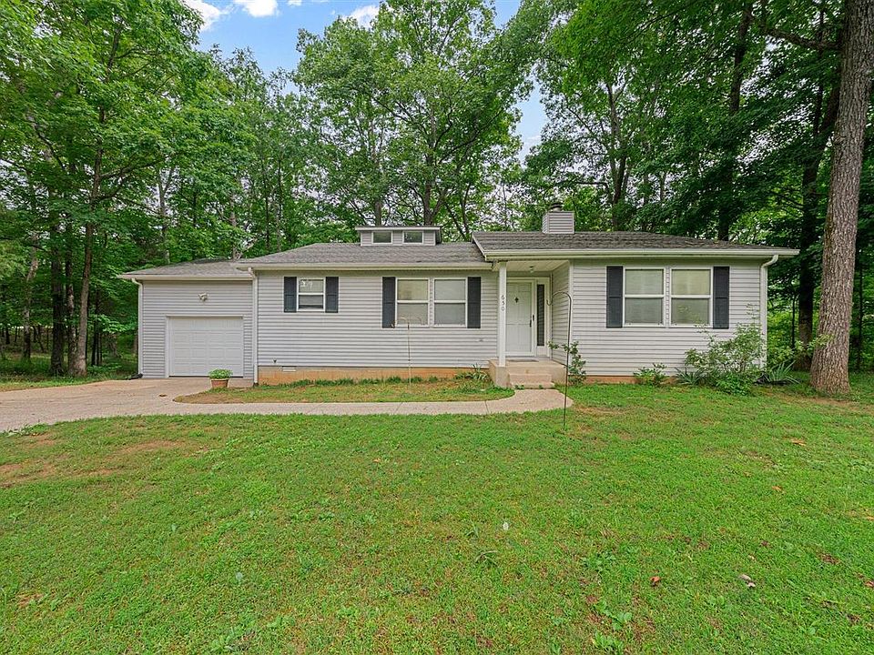 1st image of 650 Hacienda Dr