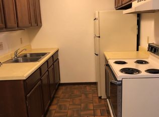 5225 Cleveland Ave, Lincoln, NE 68504