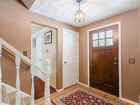 5th image of 1409 White Tail Ln