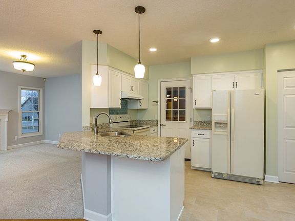 3rd image of 2480 Isaac Ln