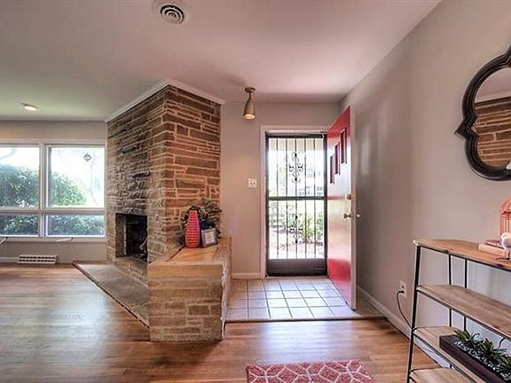 3rd image of 7394 Stuart Dr