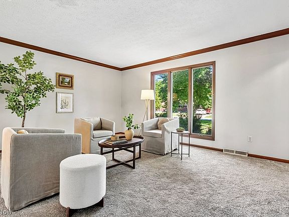 4th image of 31219 Muirfield Way